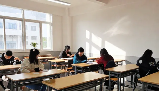 考试冲刺班心理辅导与激励措施的检查要点